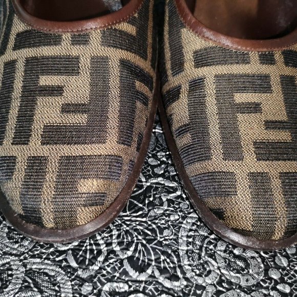 Authentic Vintage FENDI Mary Jane  Heels Zucca Black/Sand Size 38 80s/90s  Italy - Picture 6 of 12
